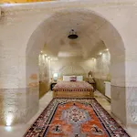 Sara Cave Cappadocia * Göreme