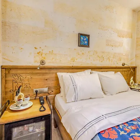 Sara Cave Cappadocia Göreme