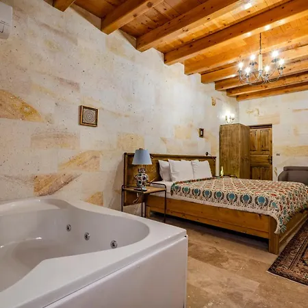 Hotel Sara Cave Cappadocia *