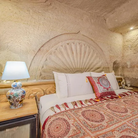 Hotel Sara Cave Cappadocia *