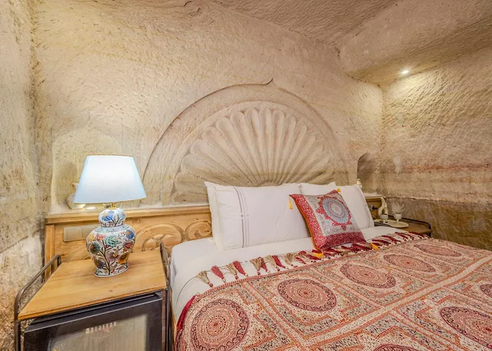 Hotel Sara Cave Cappadocia *